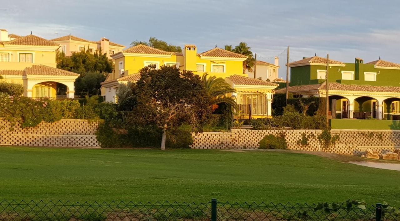 Chalet Bonalba Golf Alicante Buitenkant foto